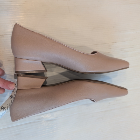 NATURALIZER Georgia Women's Elegant Blush Faux Leather Heeled Loafers Size 6.5 - Picture 8 of 11